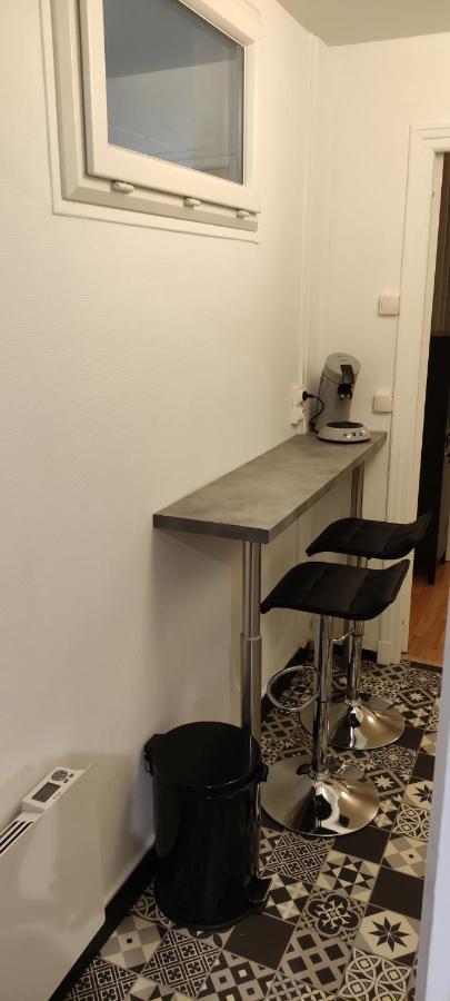Ferienwohnung Le Barbatre Reims Exterior foto